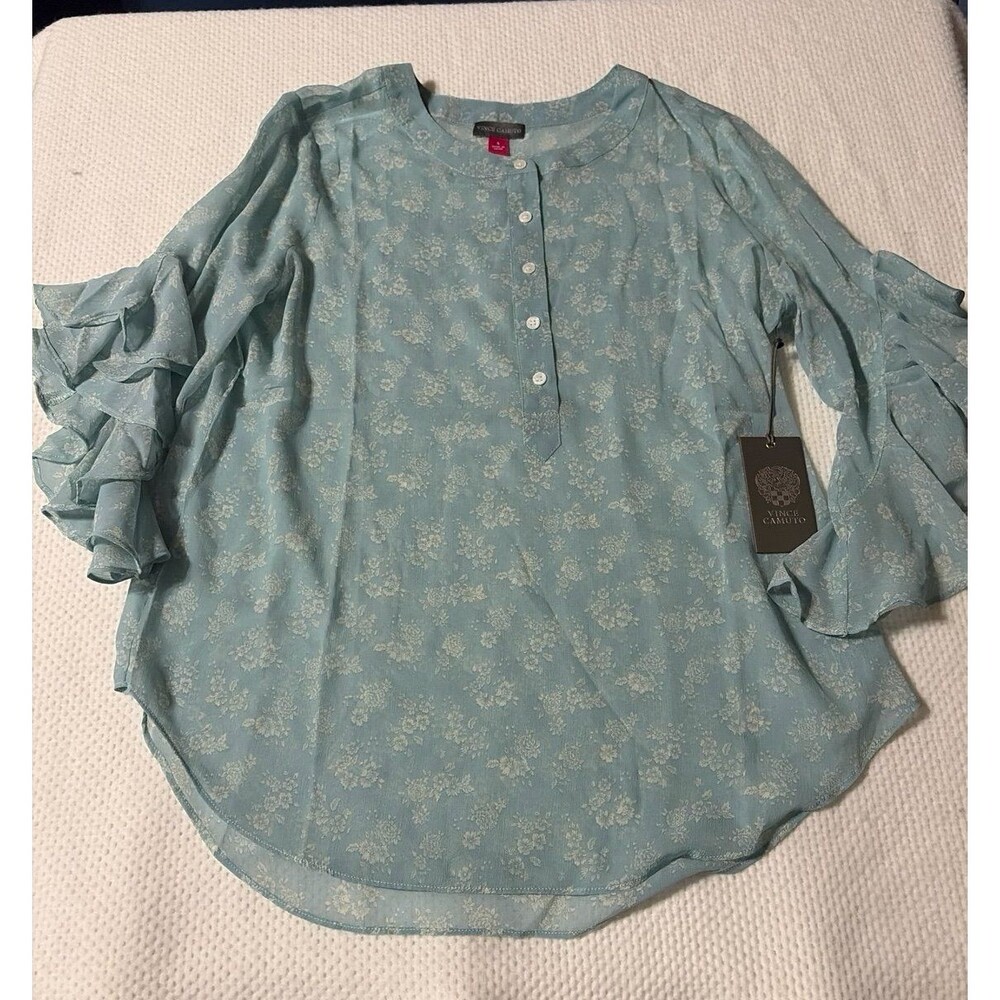 Vince Camuto NWT Blue Floral Ruffle Tiered Sleeve Henley Blouse